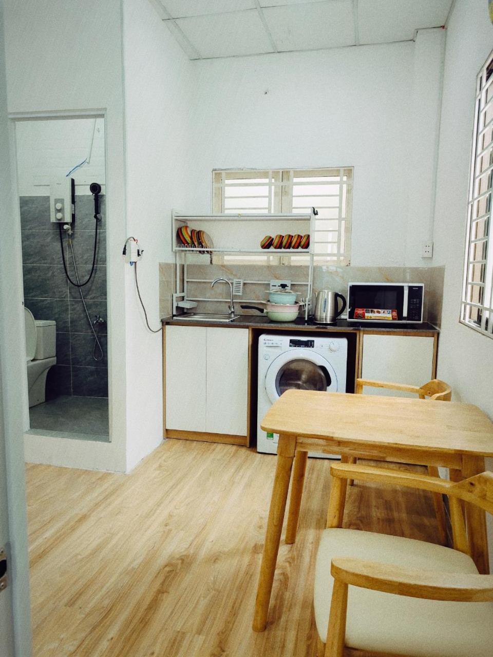 Rose House - 301 TP. Hồ Chí Minh
